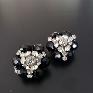 💕Vintage Black & Silver Bead Clip Earings